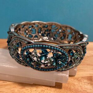 Light Blue Beaded & Rhinestone Silver-toned Cuff Floral Bracelet